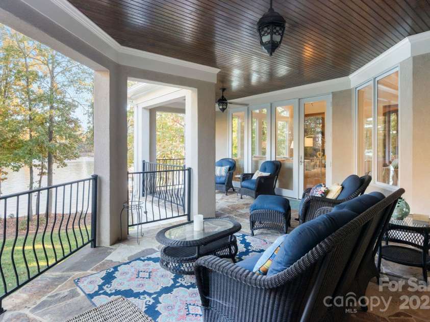 9225 Fair Oak Drive, Sherrills Ford, NC 28673.  MLS# CAR4319433, YatesRealty ID 2804. Main Floor Terrace