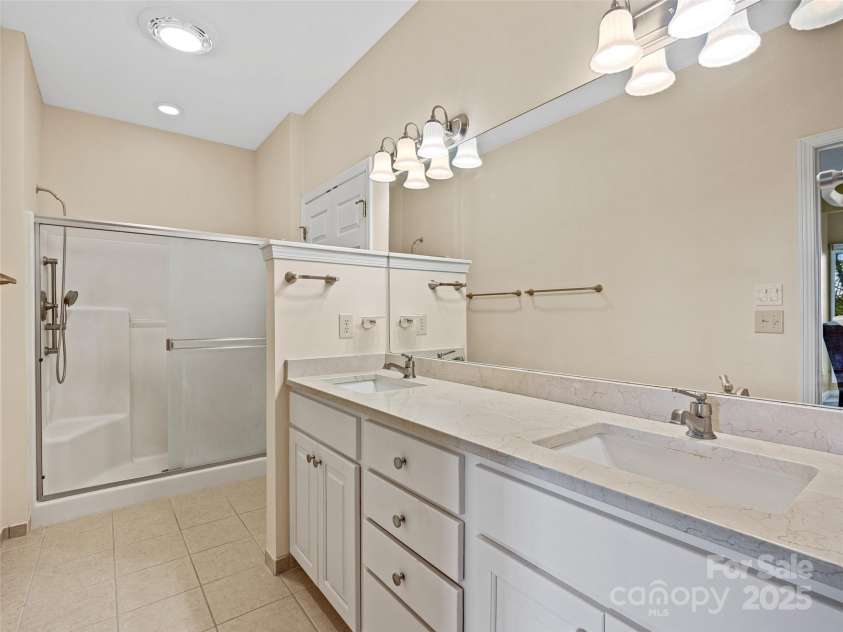 171 Fjord Road, Rosman, NC 28772.  MLS# CAR4283028, YatesRealty ID 28040. 