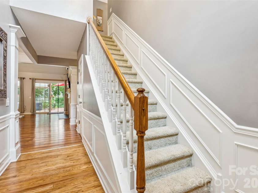 5931 Downfield Wood Drive, Charlotte, NC 28269.  MLS# CAR4385846, YatesRealty ID 28041. 