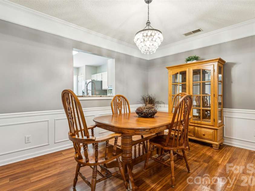 5931 Downfield Wood Drive, Charlotte, NC 28269.  MLS# CAR4385846, YatesRealty ID 28041. 