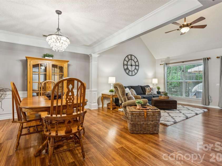 5931 Downfield Wood Drive, Charlotte, NC 28269.  MLS# CAR4385846, YatesRealty ID 28041. 