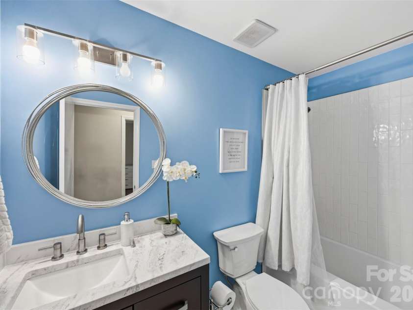 9524 Rainbow Forest Drive, Charlotte, NC 28277.  MLS# CAR4381878, YatesRealty ID 28042. 