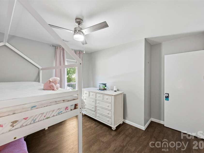 9524 Rainbow Forest Drive, Charlotte, NC 28277.  MLS# CAR4381878, YatesRealty ID 28042. 
