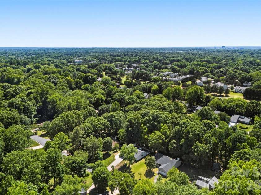 9524 Rainbow Forest Drive, Charlotte, NC 28277.  MLS# CAR4381878, YatesRealty ID 28042. 