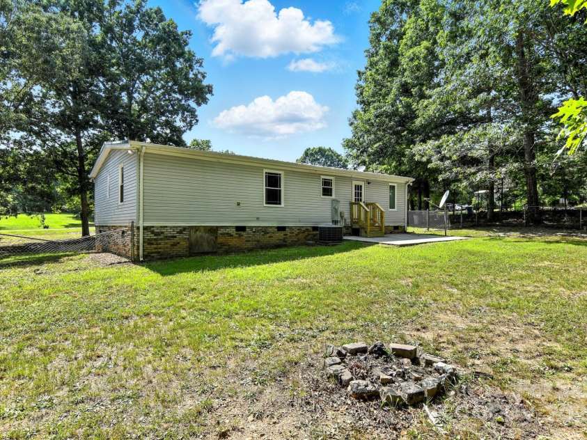 2734 Orangewood Lane, Newton, NC 28658.  MLS# CAR4285625, YatesRealty ID 28043. 