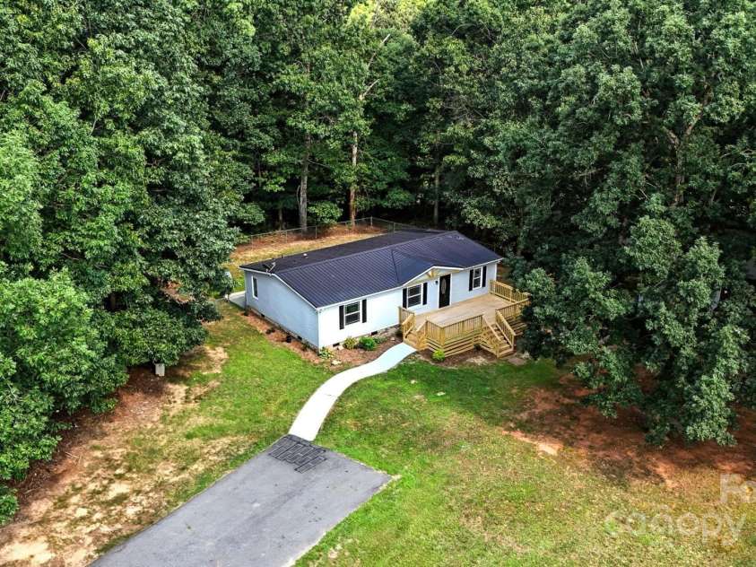 2734 Orangewood Lane, Newton, NC 28658.  MLS# CAR4285625, YatesRealty ID 28043. 
