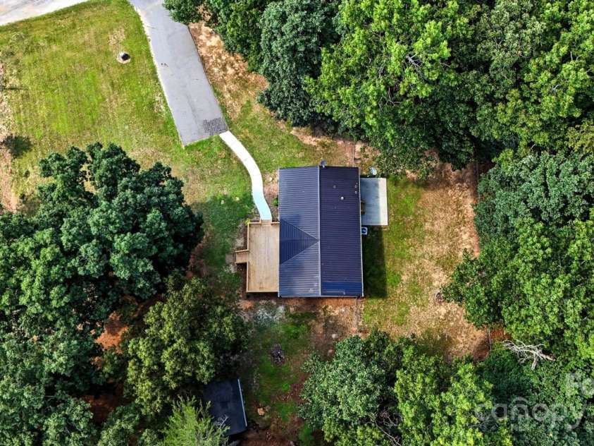 2734 Orangewood Lane, Newton, NC 28658.  MLS# CAR4285625, YatesRealty ID 28043. 