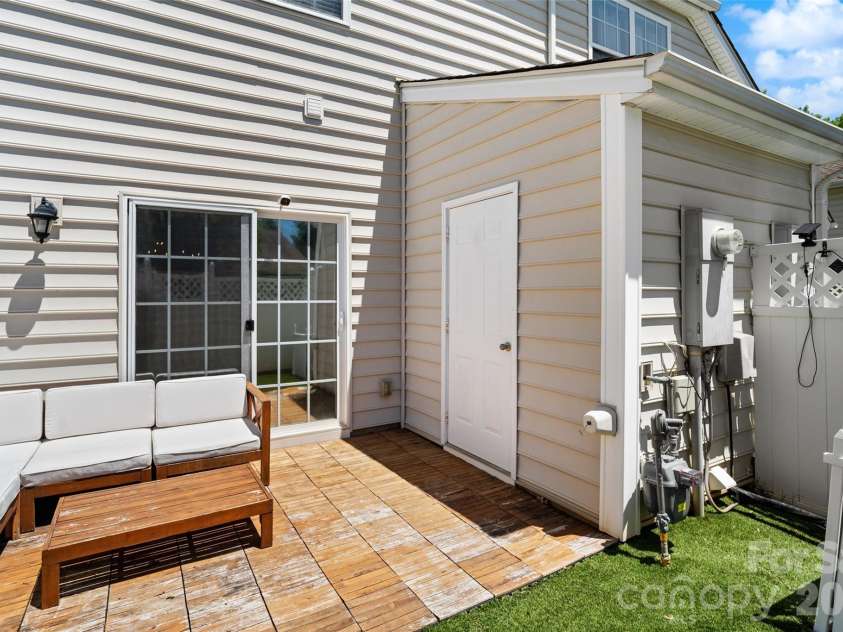 416 River Park Road, Belmont, NC 28012.  MLS# CAR4389498, YatesRealty ID 28044. 