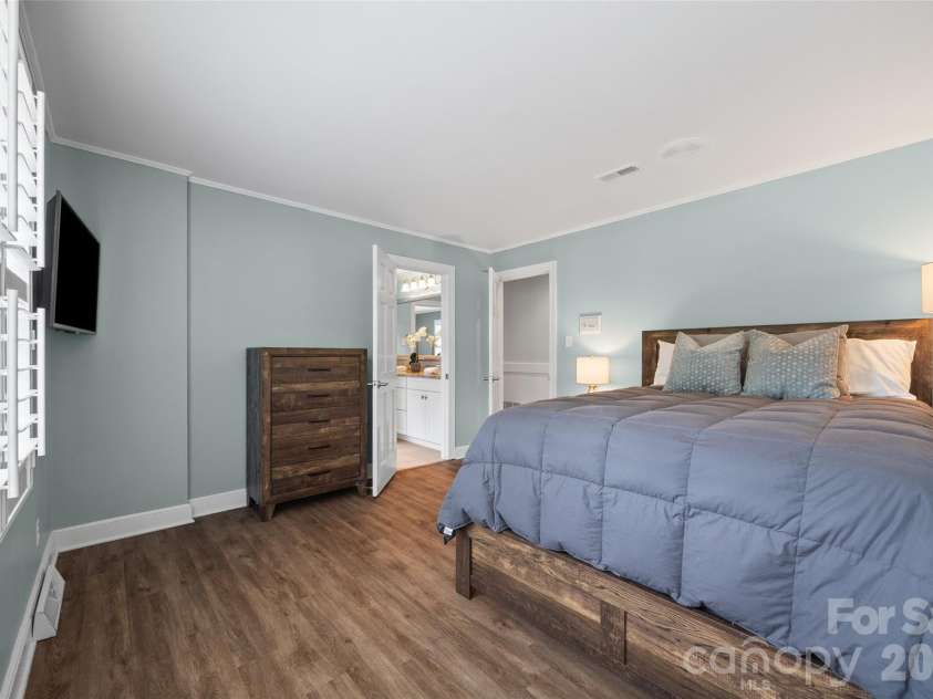 2107 Meadow Lane, Rock Hill, SC 29732.  MLS# CAR4379057, YatesRealty ID 28045. Secondary Bedroom