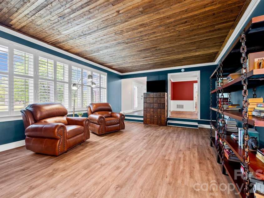 2107 Meadow Lane, Rock Hill, SC 29732.  MLS# CAR4379057, YatesRealty ID 28045. Study