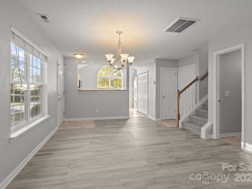 2723 Rozzelles Landing Drive, Charlotte, NC 28214.  MLS# CAR4281830, YatesRealty ID 28045. 