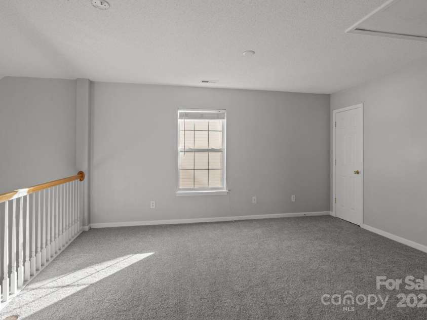 2723 Rozzelles Landing Drive, Charlotte, NC 28214.  MLS# CAR4281830, YatesRealty ID 28045. 