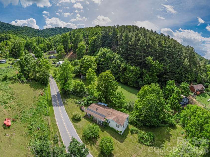 5622 Dutch Cove Road, Canton, NC 28716.  MLS# CAR4390365, YatesRealty ID 28046. 