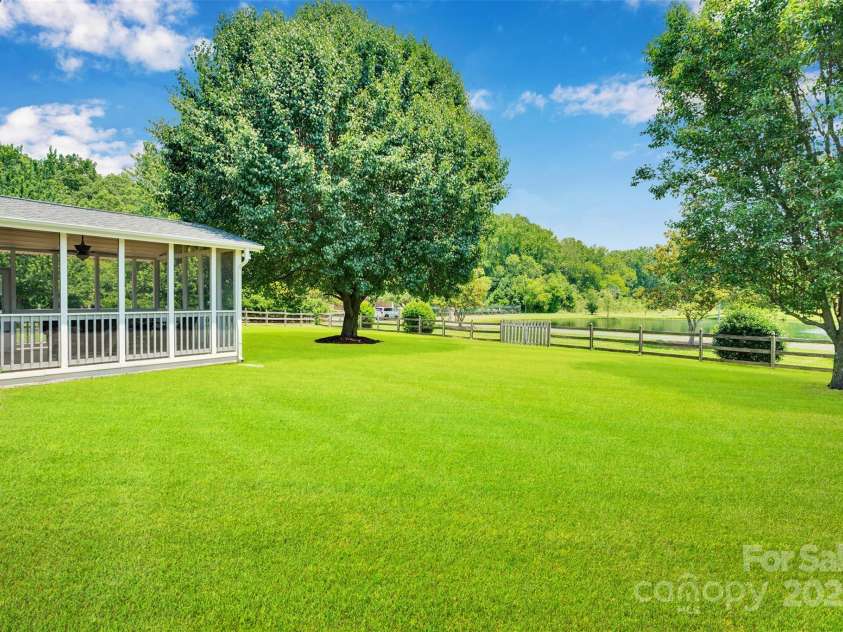 2004 Onotoa Drive, Indian Trail, NC 28079.  MLS# CAR4272970, YatesRealty ID 28047. 