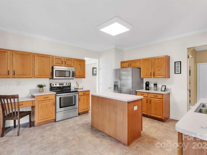 2004 Onotoa Drive, Indian Trail, NC 28079.  MLS# CAR4272970, YatesRealty ID 28047. 