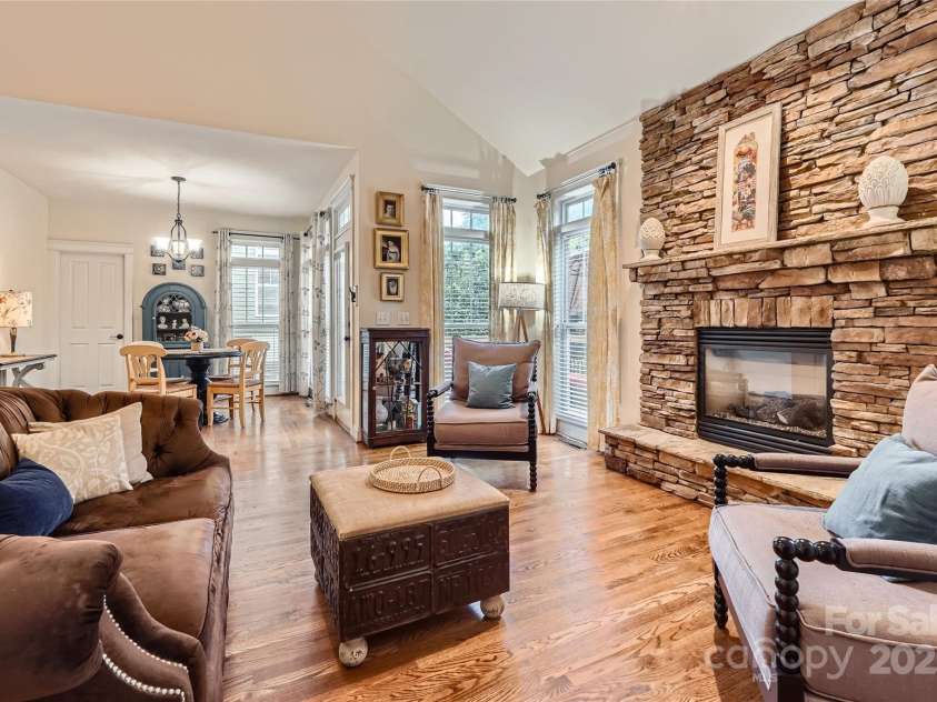 10614 Waycross Drive, Huntersville, NC 28078.  MLS# CAR4281155, YatesRealty ID 28048. 