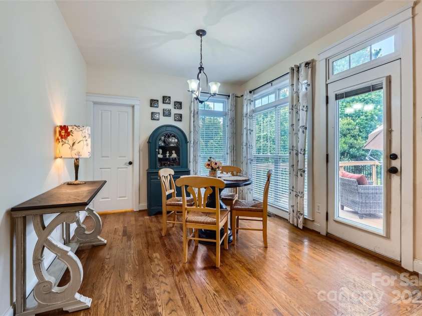 10614 Waycross Drive, Huntersville, NC 28078.  MLS# CAR4281155, YatesRealty ID 28048. 