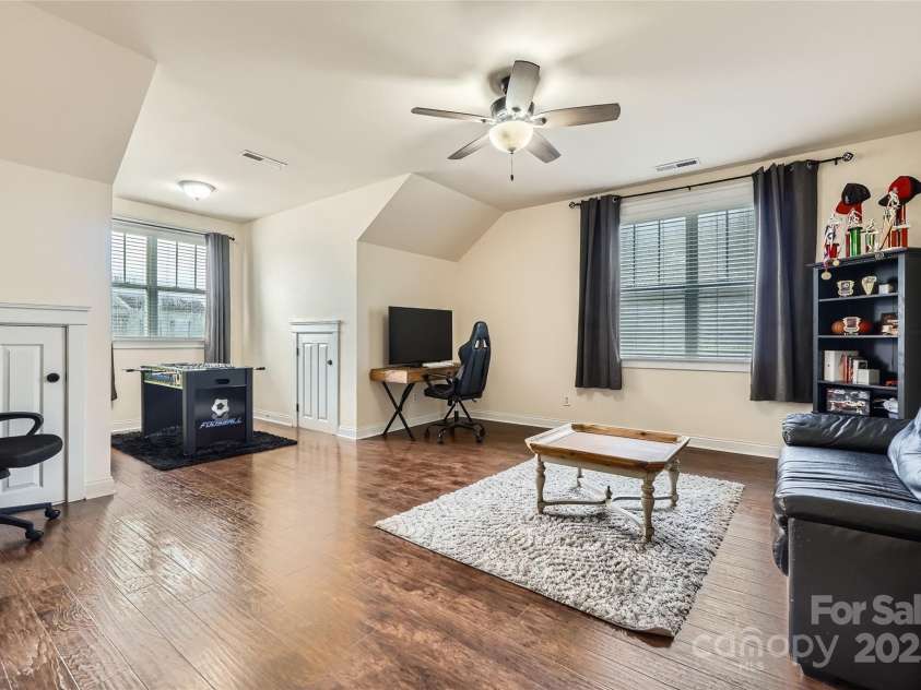 10614 Waycross Drive, Huntersville, NC 28078.  MLS# CAR4281155, YatesRealty ID 28048. 