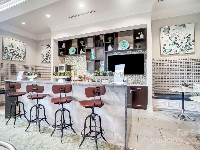 5527 Cheerful Lane, Charlotte, NC 28215.  MLS# CAR4275434, YatesRealty ID 28049. Neighborhood coffee bar 