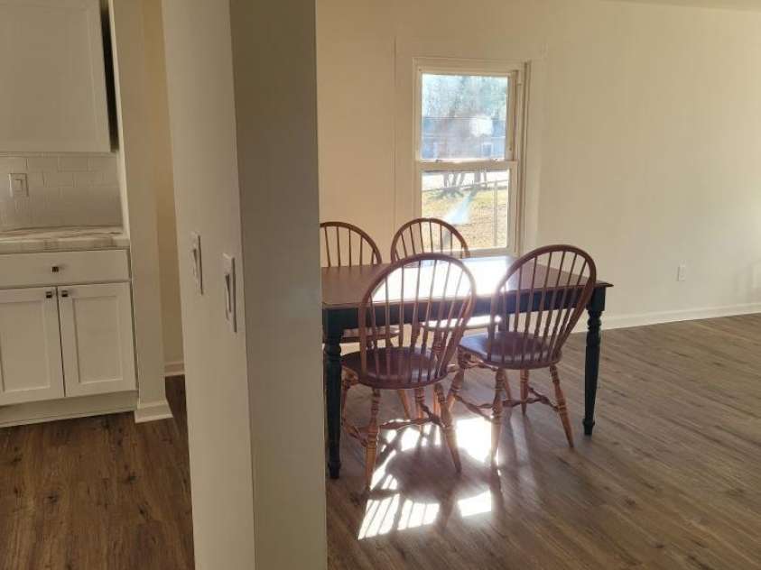 1116 East Drive, Gastonia, NC 28052.  MLS# CAR4353217, YatesRealty ID 2805. Dining Area
