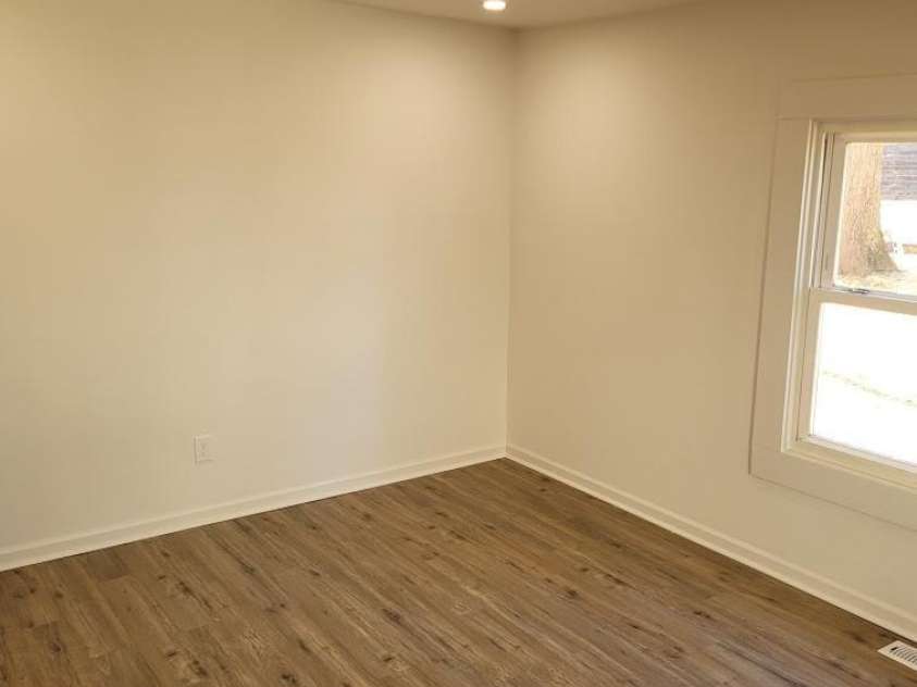 1116 East Drive, Gastonia, NC 28052.  MLS# CAR4353217, YatesRealty ID 2805. Front Bedroom