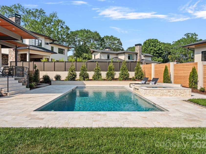639 Edgemont Road, Charlotte, NC 28211.  MLS# CAR4266883, YatesRealty ID 28050. 