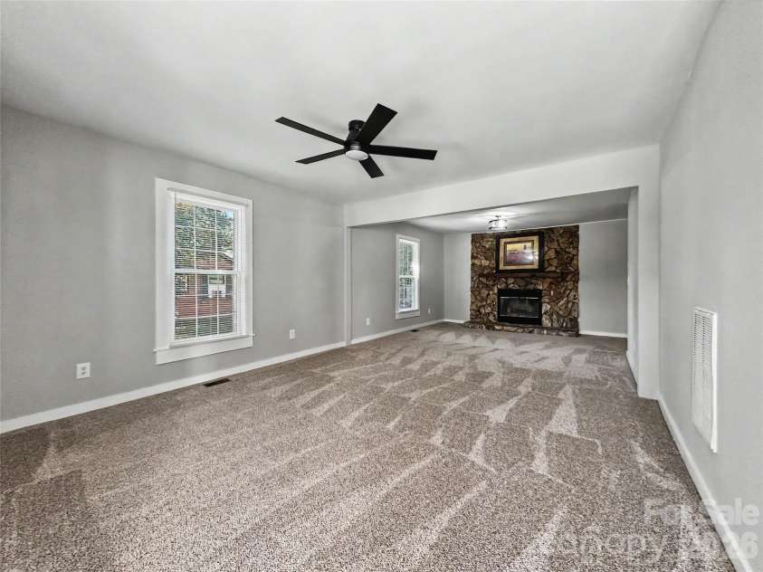 9238 Nc Hwy 90 Highway, Stony Point, NC 28678.  MLS# CAR4337562, YatesRealty ID 28050. 