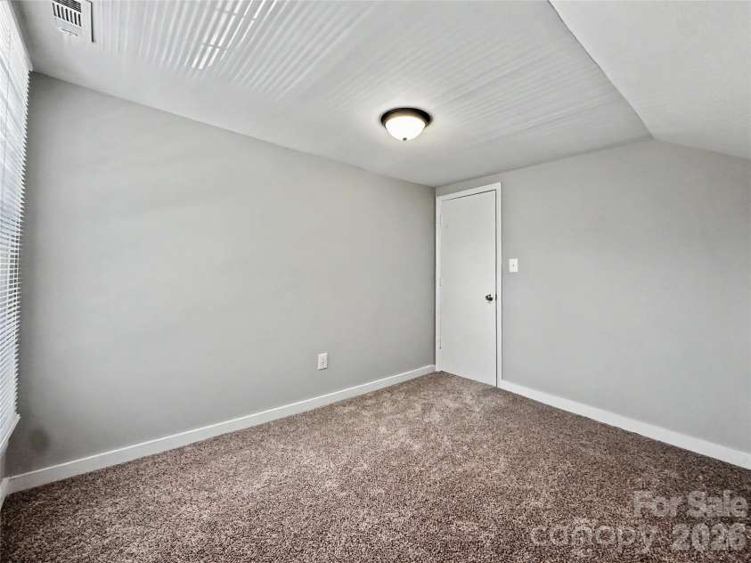 9238 Nc Hwy 90 Highway, Stony Point, NC 28678.  MLS# CAR4337562, YatesRealty ID 28050. 