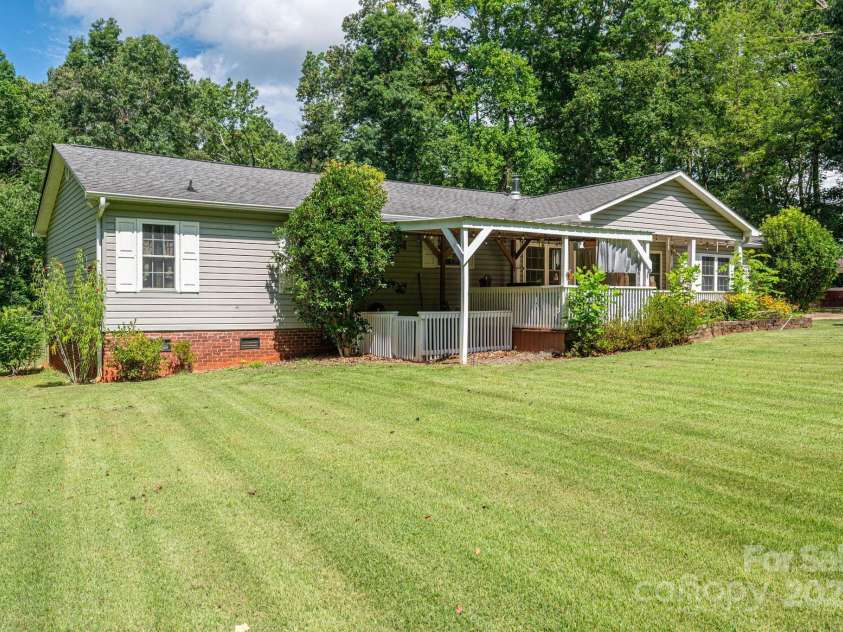 1824 Hephzibah Church Road, Bessemer City, NC 28016.  MLS# CAR4280999, YatesRealty ID 28051. Front