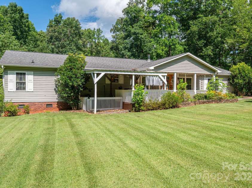 1824 Hephzibah Church Road, Bessemer City, NC 28016.  MLS# CAR4280999, YatesRealty ID 28051. Front View