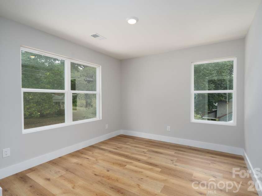 723 Irene Avenue, Kannapolis, NC 28083.  MLS# CAR4387123, YatesRealty ID 28051. 