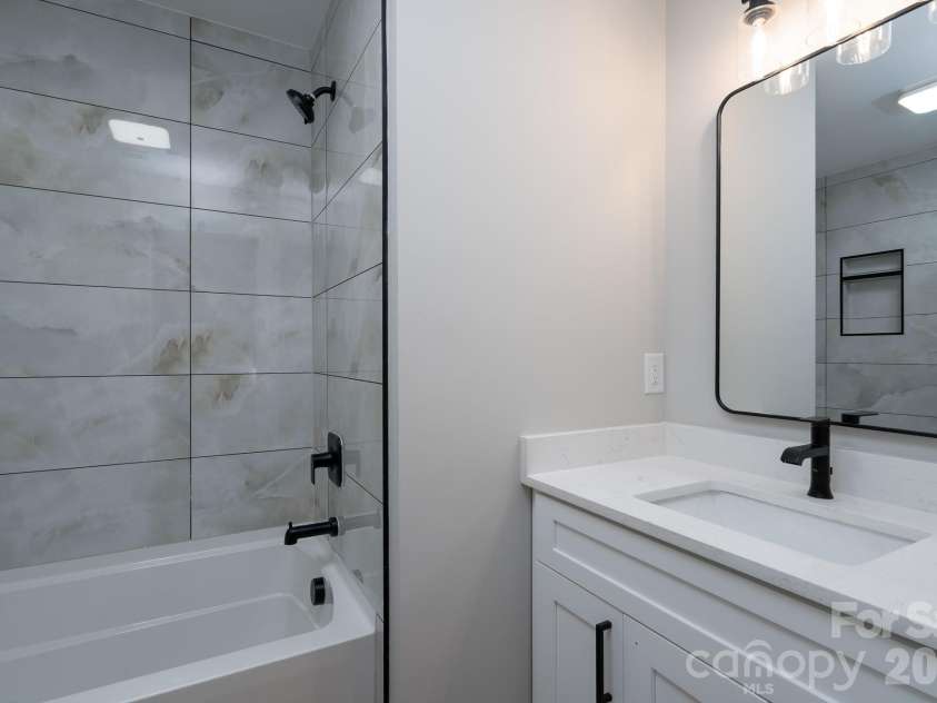 723 Irene Avenue, Kannapolis, NC 28083.  MLS# CAR4387123, YatesRealty ID 28051. 