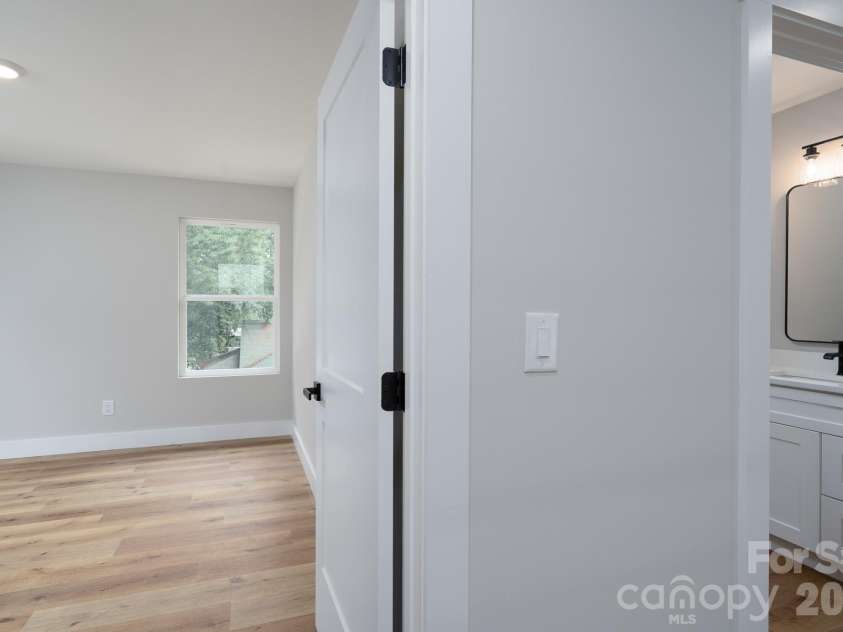 723 Irene Avenue, Kannapolis, NC 28083.  MLS# CAR4387123, YatesRealty ID 28051. 