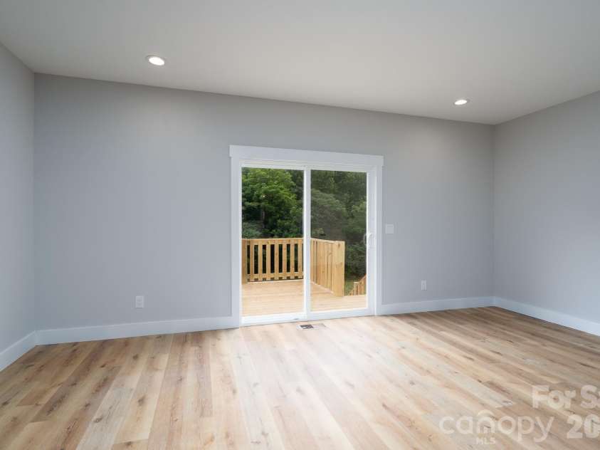 723 Irene Avenue, Kannapolis, NC 28083.  MLS# CAR4387123, YatesRealty ID 28051. 