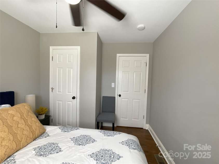 2607 /2609 Celia Avenue, Charlotte, NC 28216.  MLS# CAR4280740, YatesRealty ID 28052. 