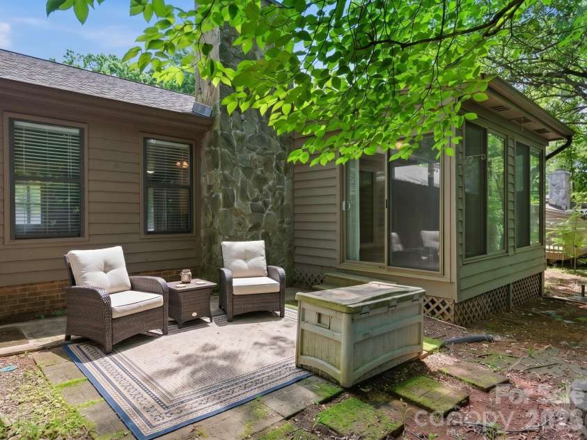 1011 Cranberry Circle, Fort Mill, SC 29715.  MLS# CAR4388076, YatesRealty ID 28053. Virtually Staged patio.