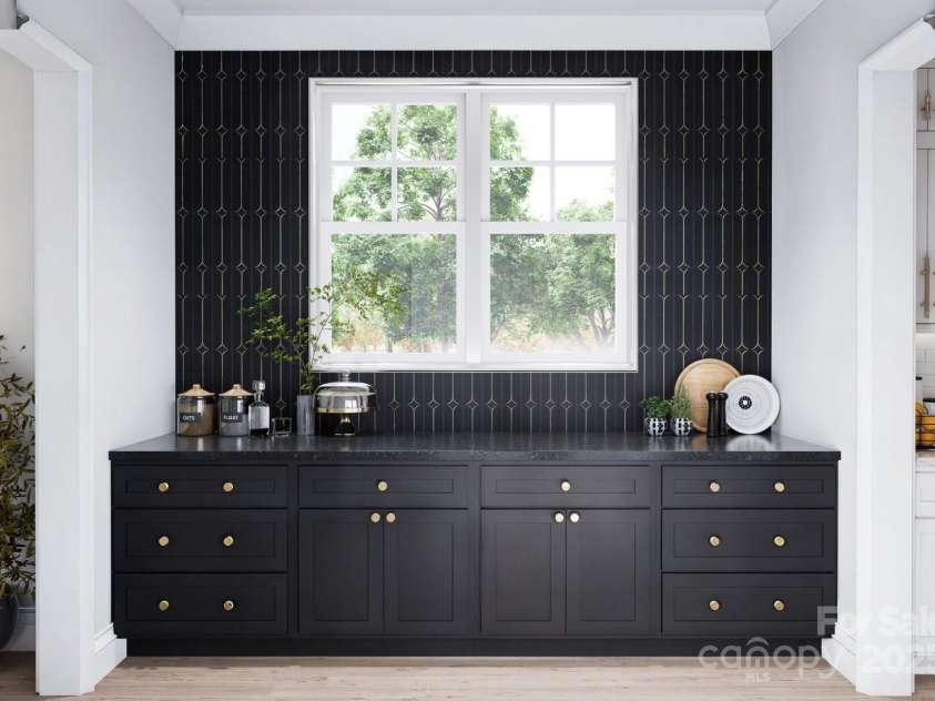 202 Broad Street, Waxhaw, NC 28173.  MLS# CAR4247296, YatesRealty ID 28053. 