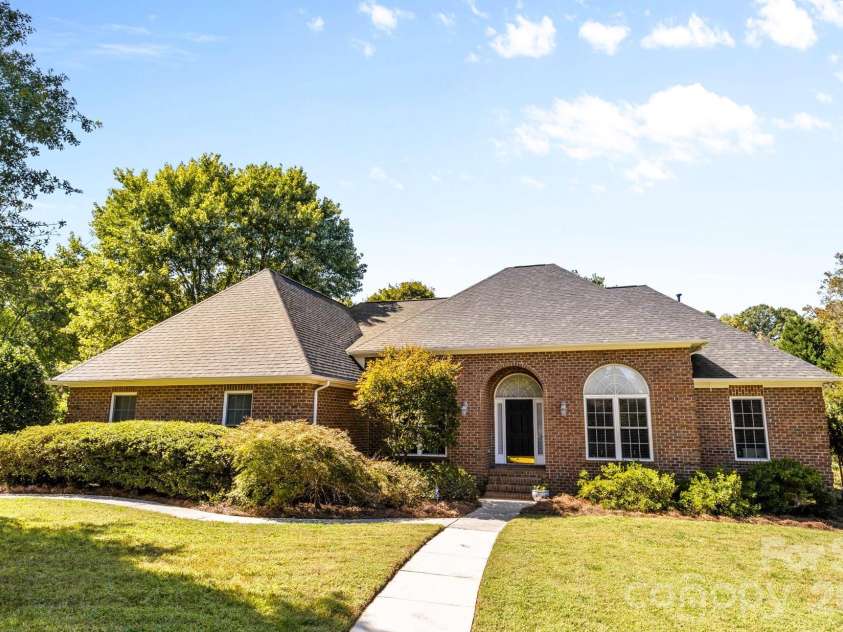 1337 Braeburn Road, Concord, NC 28027.  MLS# CAR4308019, YatesRealty ID 28054. 