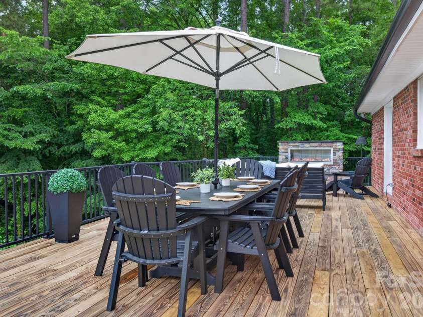 301 Pinecroft Lane, Spencer, NC 28159.  MLS# CAR4387651, YatesRealty ID 28055. 