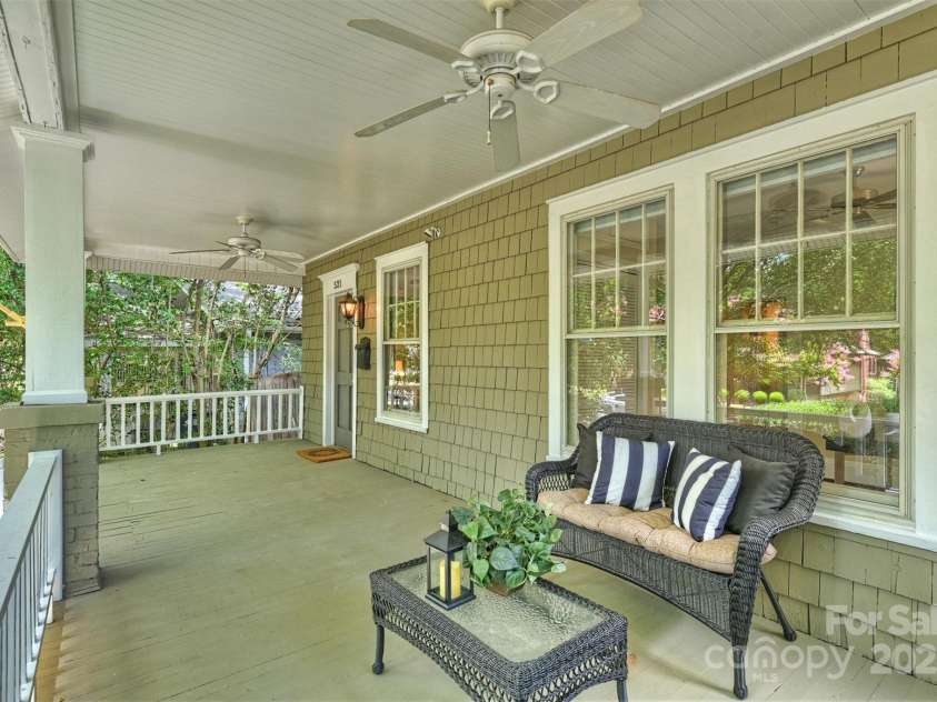 521 Worthington Avenue, Charlotte, NC 28203.  MLS# CAR4281216, YatesRealty ID 28055. 