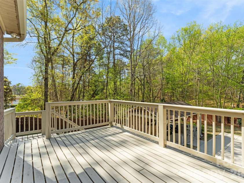 5180 Mill Race Lane, Lancaster, SC 29720.  MLS# CAR4359848, YatesRealty ID 28056. 