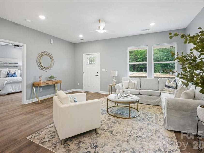 120 Whistling Pines Drive, Statesville, NC 28677.  MLS# CAR4417958, YatesRealty ID 28057. 