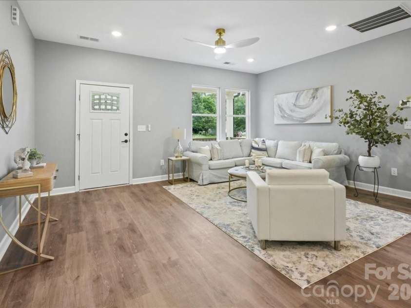 120 Whistling Pines Drive, Statesville, NC 28677.  MLS# CAR4417958, YatesRealty ID 28057. 