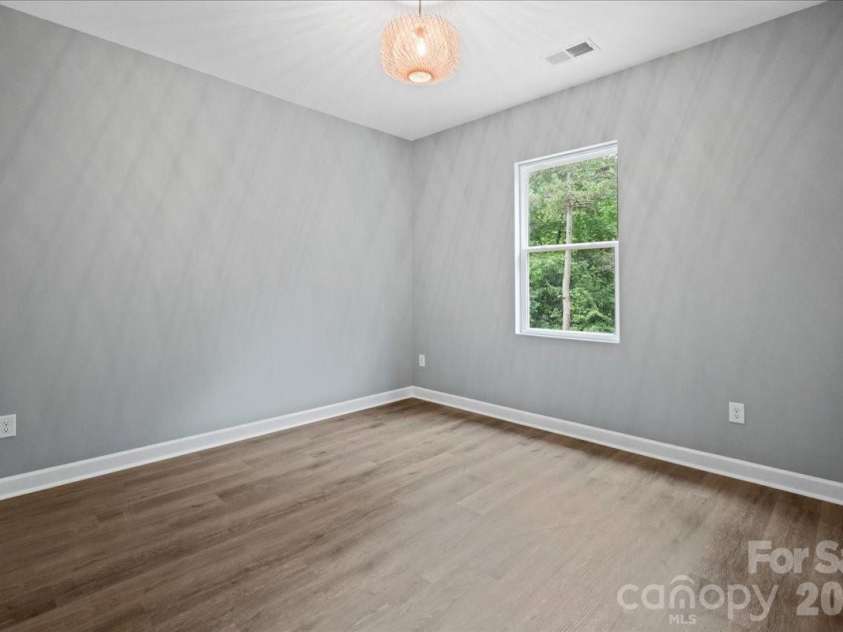 120 Whistling Pines Drive, Statesville, NC 28677.  MLS# CAR4417958, YatesRealty ID 28057. 