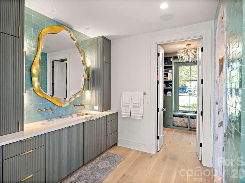 20107 Bascom Ridge Drive, Cornelius, NC 28031.  MLS# CAR4367036, YatesRealty ID 28058. 