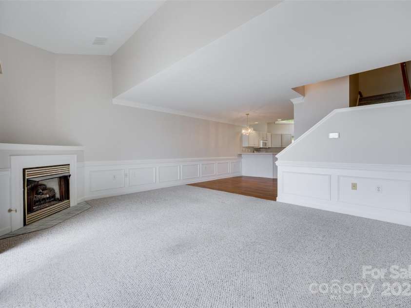 14053 Queens Harbor Road, Charlotte, NC 28278.  MLS# CAR4269492, YatesRealty ID 28059. 