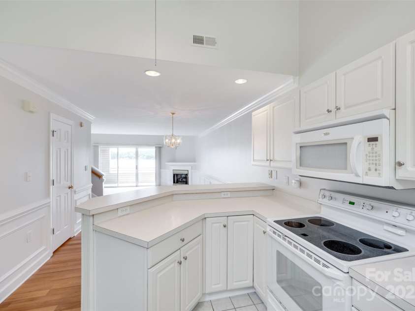 14053 Queens Harbor Road, Charlotte, NC 28278.  MLS# CAR4269492, YatesRealty ID 28059. 
