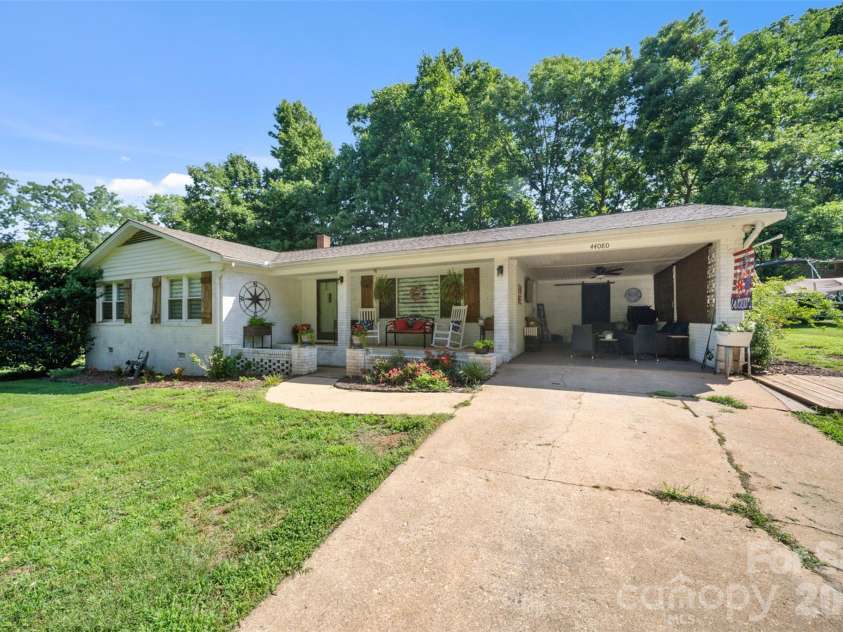 44080 Woodhurst Road, New London, NC 28127.  MLS# CAR4389123, YatesRealty ID 28059. 