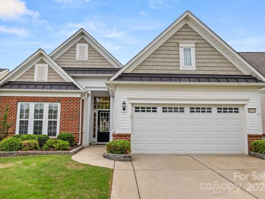 20135 Dovekie Lane, Fort Mill, SC 29707.  MLS# CAR4247031, YatesRealty ID 2806. 