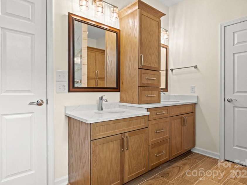 20135 Dovekie Lane, Fort Mill, SC 29707.  MLS# CAR4247031, YatesRealty ID 2806. 